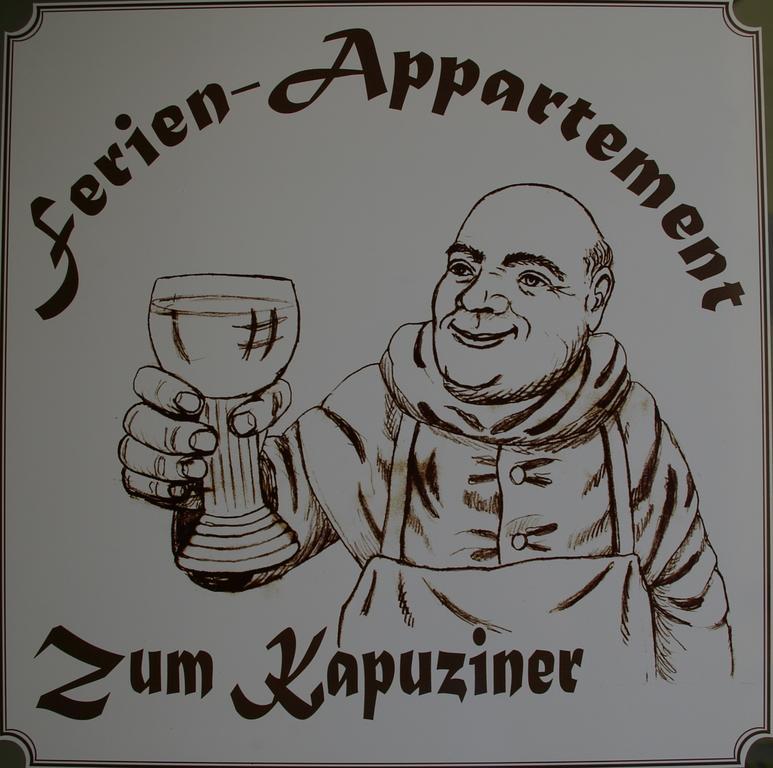 Ferienwohnung Zum Kapuziner Poysdorf Exterior foto